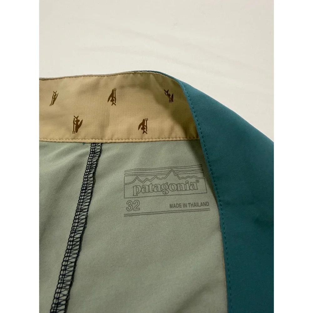 Patagonia Mens Board Shorts 32 Blue Teal Striped Swim Trunks Surfing Inseam 9in